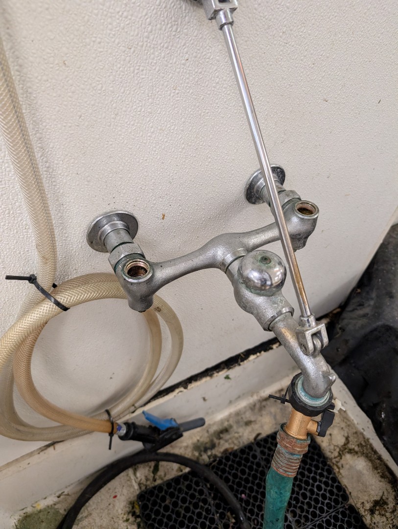 
faucet repair. replace commerical Faucet cartridge. PlumbPRO Services. Lower Gwynedd, PA. 