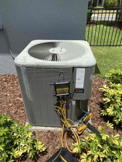 Upon arrival I leak tested system after finding it low on refrigerant
Found leak located on top layer of evaporator coil
Provide estimate for replacement and emailed landlord Upon arrival I leak tested system after finding it low on refrigerant
Found leak located on top layer of evaporator coil
Provide estimate for replacement and emailed landlord