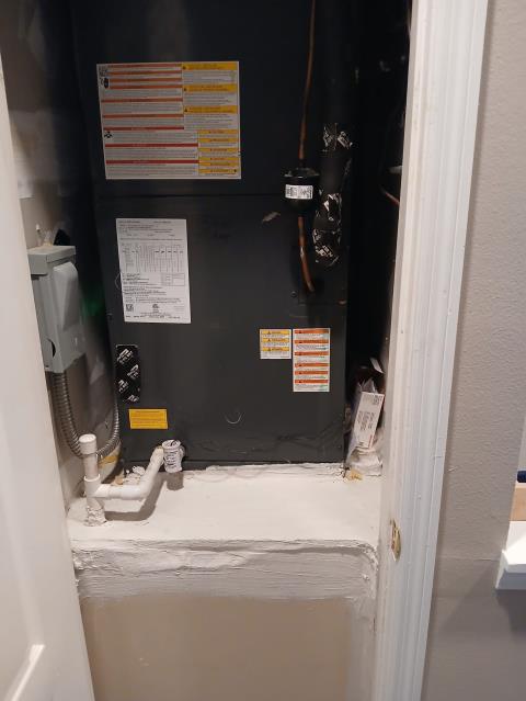 Customer called us out because the breaker for the compressor kept tripping. Upon investigation, Troy found the fan motor was causing the breaker to keep tripping. Advised customer Expressers customer agreed and signed off on doing the work.