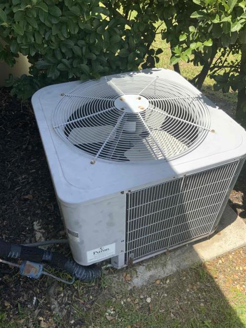 Riverview, FL - Upon arrival system was not cooling. I inspected unit and found a defective 45/5 capacitor. I replaced capacitor and unit kicked on and started cooling. Customer paid $287 for capacitor not under warranty and $205 emergency fee. Total customer is $492 with card. Riverview, FL - Upon arrival system was not cooling. I inspected unit and found a defective 45/5 capacitor. I replaced capacitor and unit kicked on and started cooling. Customer paid $287 for capacitor not under warranty and $205 emergency fee. Total customer is $492 with card.