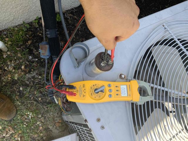 Riverview, FL - Upon arrival system was not cooling. I inspected unit and found a defective 45/5 capacitor. I replaced capacitor and unit kicked on and started cooling. Customer paid $287 for capacitor not under warranty and $205 emergency fee. Total customer is $492 with card. Riverview, FL - Upon arrival system was not cooling. I inspected unit and found a defective 45/5 capacitor. I replaced capacitor and unit kicked on and started cooling. Customer paid $287 for capacitor not under warranty and $205 emergency fee. Total customer is $492 with card.