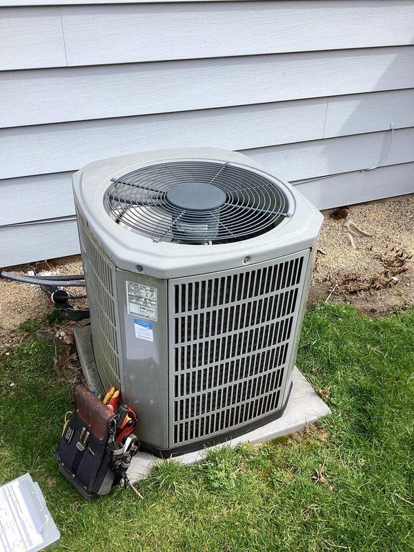 Completed comprehensive annual air conditioning tune-up and maintenance on residential outdoor condensing unit as part of planned maintenance program. Performed full system inspection including electrical components, capacitor testing, contactor evaluation, and refrigerant line assessment. Replaced standard air filter, verified proper airflow through condenser coil slats, and confirmed unit operation with 410A refrigerant system. All components functioning within normal parameters upon completion.