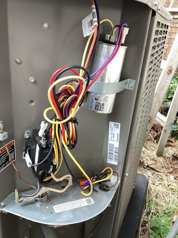 Completed routine planned maintenance on residential air conditioning system under HVAC membership agreement. Performed comprehensive inspection of outdoor condensing unit, including examination of electrical components, capacitors, contactor, and wiring connections. Verified proper operation of all system components and replaced 14x20x1 air filter as part of standard maintenance protocol.