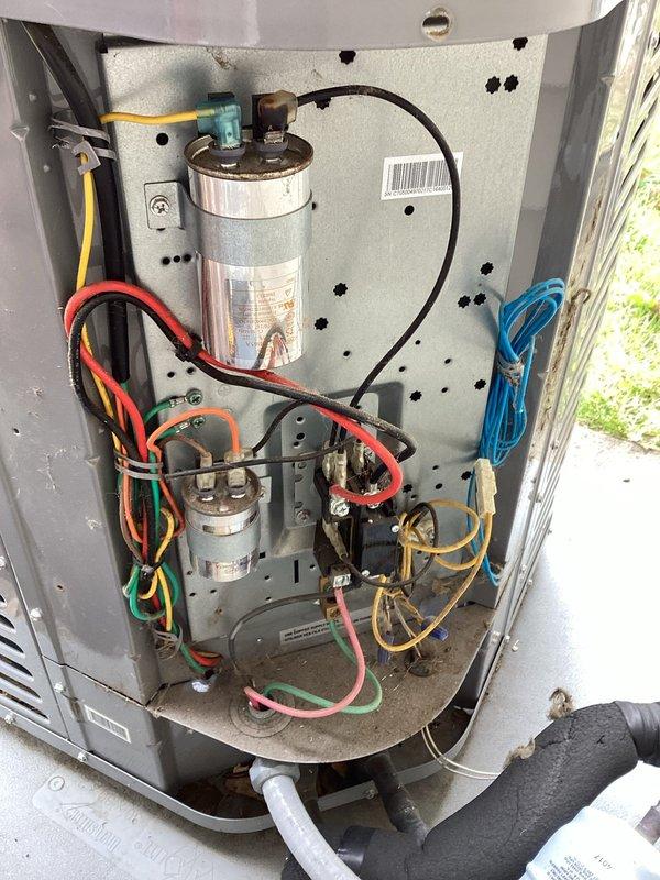 Completed planned air conditioning maintenance on Ameristar outdoor condenser unit. Performed comprehensive system inspection including electrical components, capacitors, contactors, and refrigerant lines, verified proper operation of all internal components, and replaced 16x25x1 air filter as part of membership maintenance agreement.