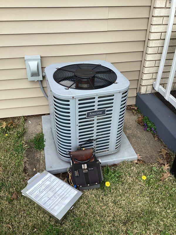 Completed planned air conditioning maintenance on Ameristar outdoor condenser unit. Performed comprehensive system inspection including electrical components, capacitors, contactors, and refrigerant lines, verified proper operation of all internal components, and replaced 16x25x1 air filter as part of membership maintenance agreement.