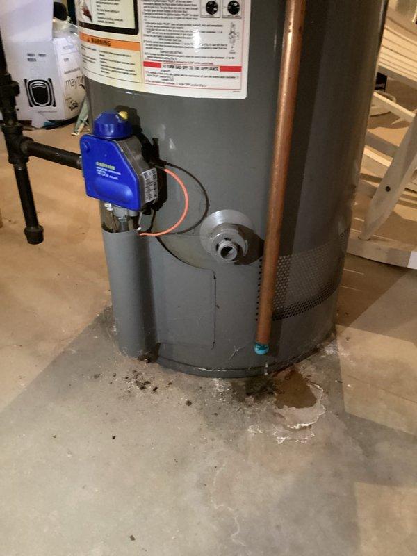 Completed scheduled HVAC membership A/C maintenance service including installation of 14x20x1 air filter. Performed standard preventive maintenance inspection and system evaluation to ensure optimal cooling system performance for the upcoming season.