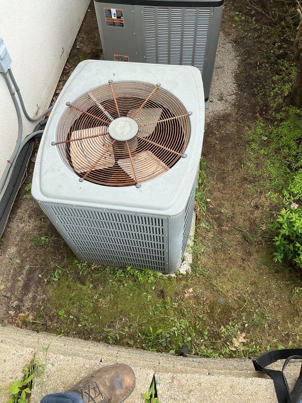 Successfully completed installation of new Lennox EL22KCV-36 air conditioning system with CK40CT-36B cased coil. Positioned outdoor condensing unit on concrete pad against exterior wall, installed weatherproof electrical disconnect box with proper conduit routing, and verified all electrical connections meet code requirements. System tested and confirmed operational with proper airflow and cooling performance.