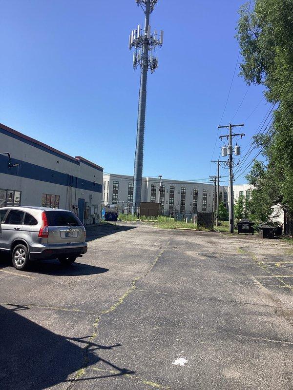 Conducted comprehensive estimate for commercial rooftop HVAC system replacement. Evaluated existing rooftop package unit serving commercial facility, assessed current system functionality, and documented equipment condition through detailed site photography. Provided customer with replacement options for rooftop AC/furnace package unit configuration suitable for commercial application.