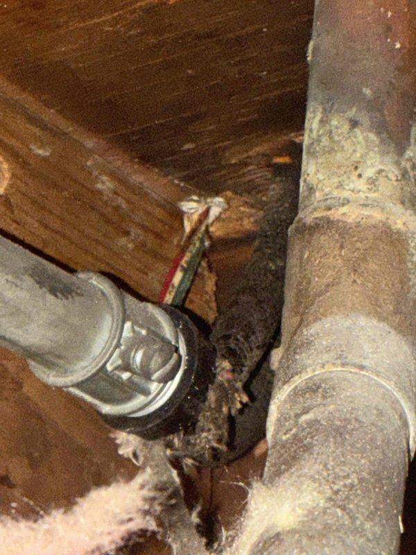 Replaced defective zone board and conducted comprehensive troubleshooting of the HVAC system. Inspected insulation and ductwork in confined spaces, noting proper installation of fiberglass insulation and verifying integrity of metal piping and electrical connections throughout the system.