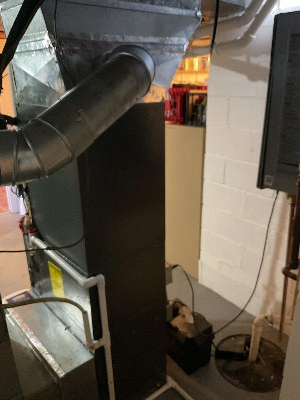 Completed annual maintenance visit on residential furnace system. Performed comprehensive inspection of furnace unit, including examination of internal electrical components, wiring connections, and motor assembly. All components were found to be in proper working condition with no issues requiring immediate attention.