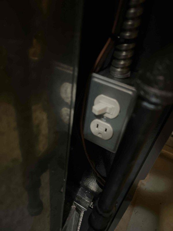 Successfully installed new furnace with AprilAire humidifier system. Completed electrical connections and verified proper humidifier control panel operation, currently displaying 27% relative humidity with all indicator systems functioning correctly.