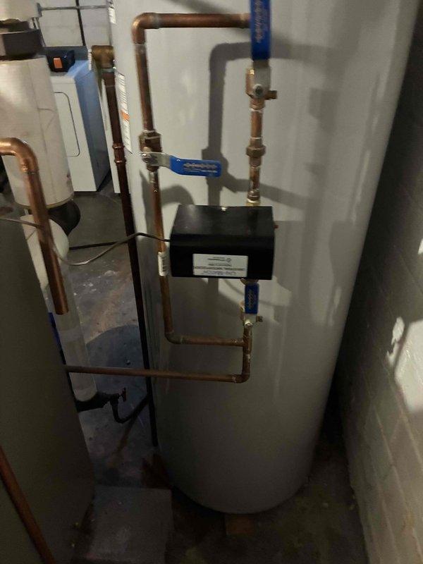 Performed scheduled maintenance service on customer's boiler system. Conducted comprehensive diagnostic testing using Testo 310 analyzer, recording temperature readings of 146°F and 231°F. Inspected water heater tank, associated copper piping, and control components to ensure proper operation and system integrity.