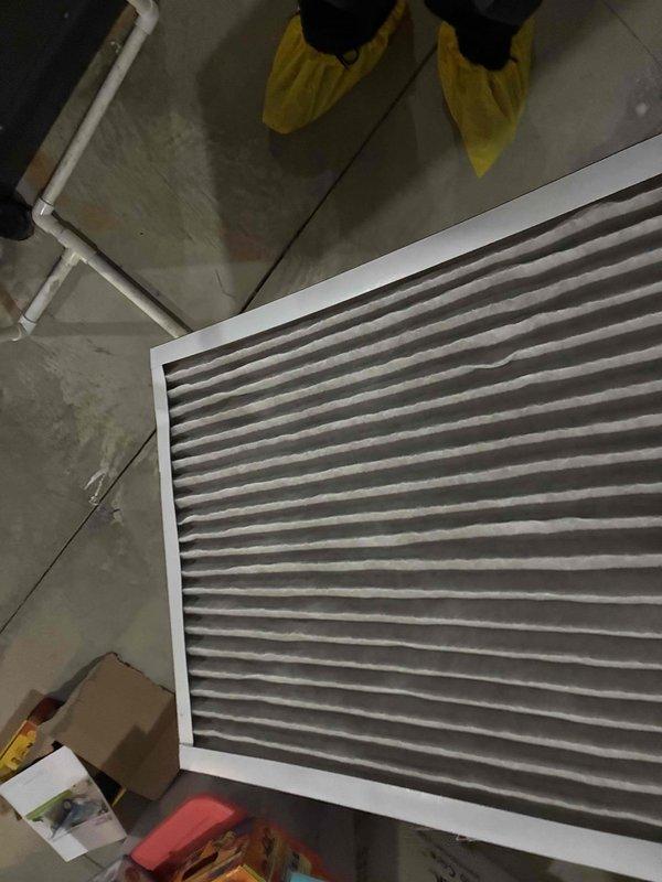 Responded to customer complaint of water leakage from humidifier. Identified active leak requiring containment with bucket. Inspected furnace system and associated ductwork. Examined and evaluated air filtration components as part of overall system assessment.