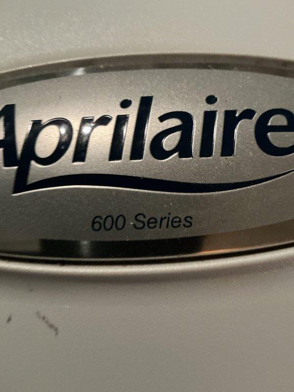 Responded to service call for non-operational Aprilaire 600 Series humidifier. Inspected unit, diagnosed system malfunction, and performed necessary repairs to restore proper functionality.