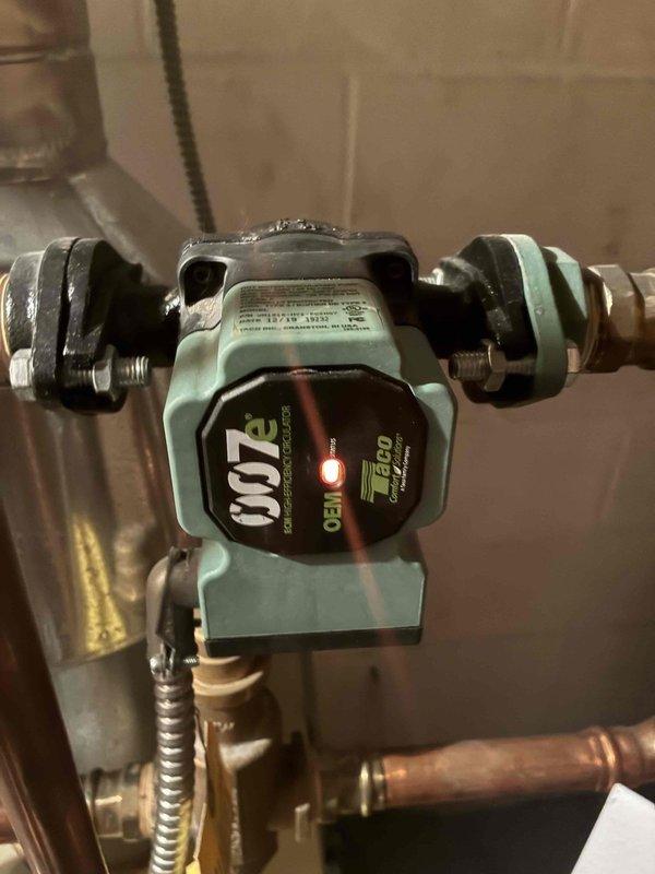 Performed scheduled heating maintenance on system with Taco circulation pump. Inspected copper piping infrastructure and verified proper operation of brass valves and fittings. Circulation pump was operational with indicator light functioning correctly.