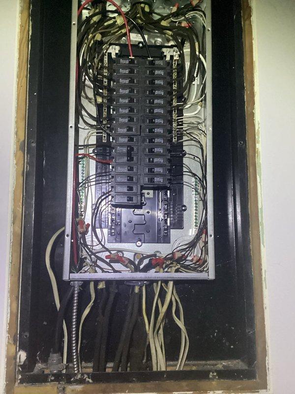 Successfully completed a 200-amp main panel upgrade, replacing the existing panel and installing a new Challenger sub-panel. Work included proper wiring connections of all circuits, installation of new breakers, and ensuring code-compliant electrical distribution throughout the system.