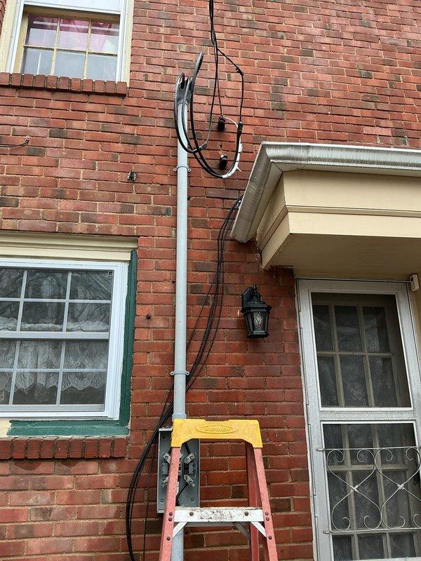 Replaced non-compliant 200-amp exterior electrical service panel in preparation for upcoming air conditioning installation. Upgraded main service entrance with new weatherhead, conduit, and metering equipment to meet current NEC code requirements, ensuring safe and adequate power supply for additional HVAC load.