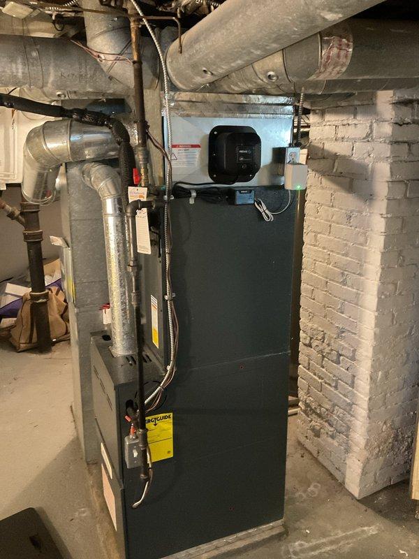 Completed scheduled heating maintenance on residential gas furnace system. Performed comprehensive inspection of all major components including blower motor assembly, heat exchanger, gas valve manifold, burner assembly, and control board. Verified proper operation of all electrical connections, tested safety controls, and confirmed system functionality. All components found to be in good working condition with no issues identified.