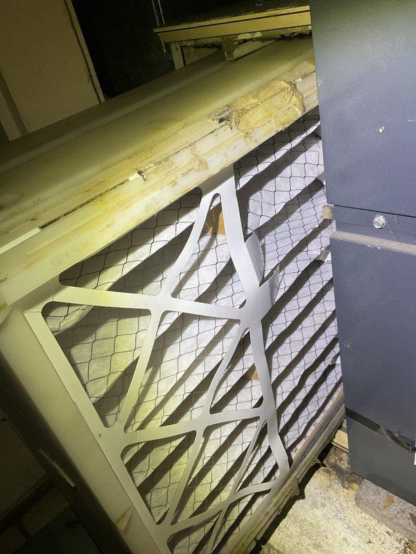 Completed routine heating maintenance on residential forced-air furnace system manufactured by P.K. Wadsworth with integrated Space-Gard air cleaner. Inspected all system components, verified proper operation of heating equipment, checked flue pipe connections, and confirmed air filtration system functionality with no deficiencies noted.