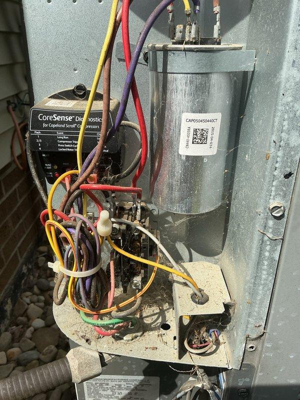Completed scheduled preventive maintenance on residential cooling system. Performed comprehensive system diagnostics using digital manifold gauges to verify refrigerant pressures and temperatures across all zones. Inspected electrical components including capacitor and CoreSense compressor diagnostic module, confirmed all connections secure and operational parameters within manufacturer specifications.