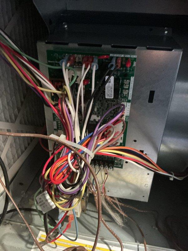 Completed first-year preventative maintenance inspection on residential furnace system as part of annual service plan. Performed comprehensive system evaluation including inspection of gas valve assembly, control board, and low-voltage wiring connections; verified all electrical connections were secure and properly terminated with wire nuts; confirmed gas valve operation and safety switch functionality. All components found in good working order with no issues identified; system operating within normal parameters.