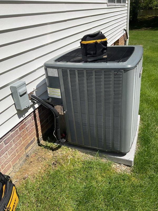 Completed annual air conditioning maintenance on Westworth outdoor condensing unit. Performed comprehensive system inspection including electrical connections, refrigerant levels, condenser coil cleaning, and operational testing of all components. Replaced thermostat batteries as requested to restore proper temperature control functionality.