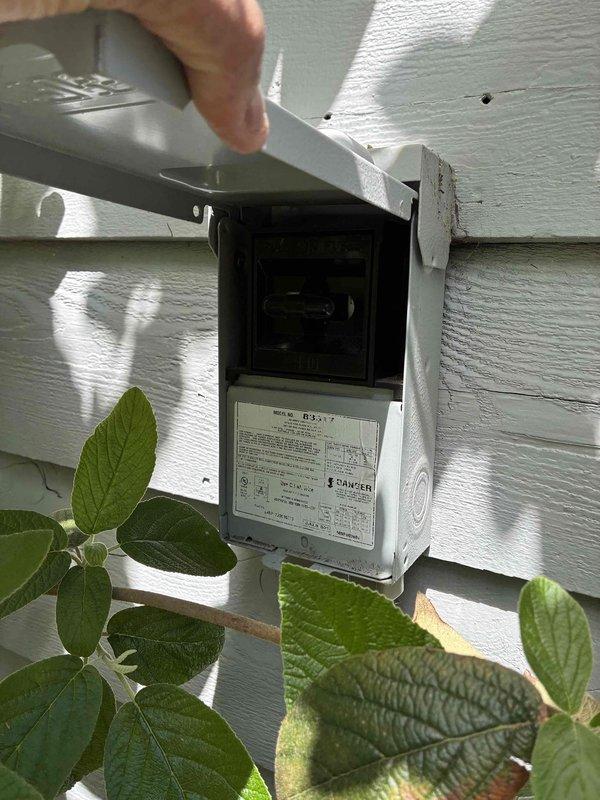 Performed routine cooling maintenance on residential air conditioning system. Inspected outdoor condenser unit, verified proper electrical connections at disconnect box, and documented equipment condition. All components found operating within normal parameters with no immediate service needs identified.
