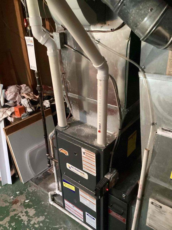 Completed comprehensive air conditioning tune-up on residential cooling system. Performed standard maintenance procedures including inspection of electrical components, capacitor testing, contactor evaluation, and verification of proper system operation. All components found to be functioning within normal parameters, with system operating efficiently and no deficiencies noted at time of service.