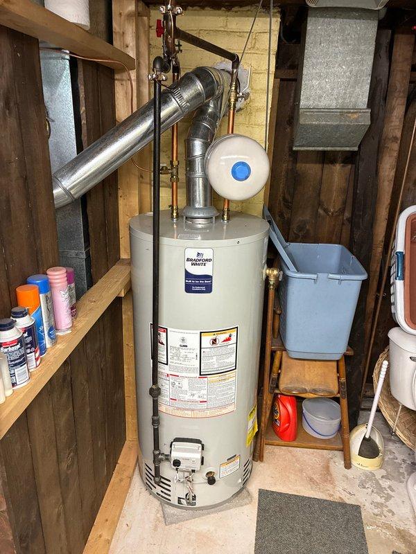 Completed scheduled HVAC cooling system maintenance including inspection of air filtration system, ductwork connections, and copper refrigerant lines. All system components were found to be in proper working condition with no electrical issues identified during the inspection.