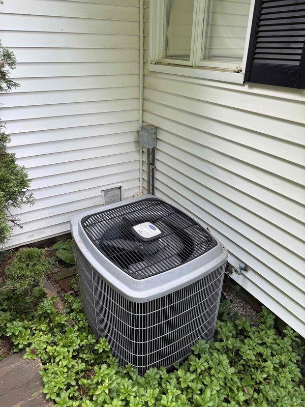 Responded to service call for non-operational air conditioning and furnace system. Upon arrival, performed diagnostic inspection of both Carrier furnace unit and outdoor condensing unit. Completed system evaluation, documented equipment condition with photos, and collected payment for service call as requested.