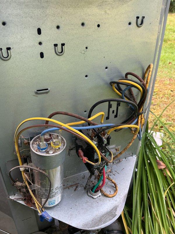 # HVAC Cooling Maintenance Completed

Performed comprehensive preventive maintenance on residential air conditioning system. Conducted electrical diagnostics using clamp meter to verify proper amperage draw and system performance parameters. Inspected outdoor condenser unit, including capacitor, contactor, and electrical connections. All components found operational with normal wear consistent with system age. Unit tested and operating within manufacturer specifications.