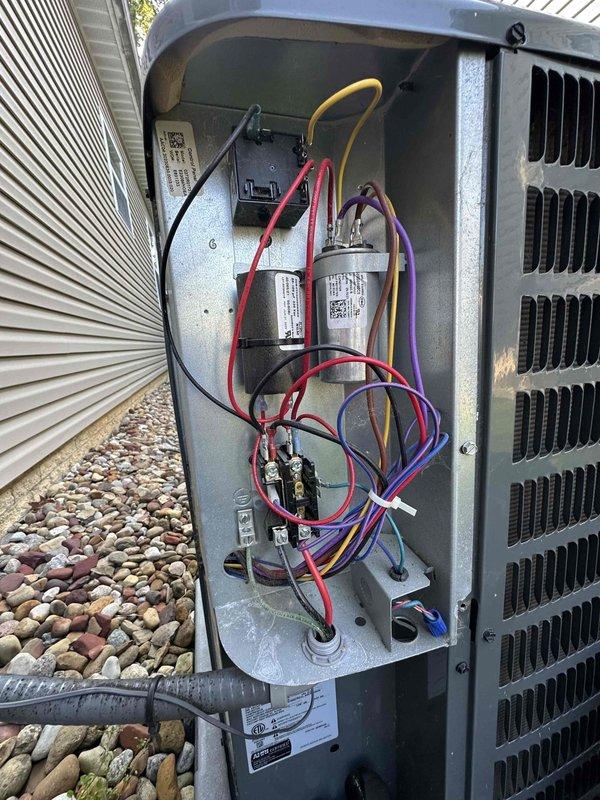 Completed scheduled cooling maintenance on residential HVAC system. Performed comprehensive inspection of outdoor condensing unit, including electrical components, capacitor functionality, and contactor operation. All components found to be in proper working condition with connections secure and system operating within normal parameters.