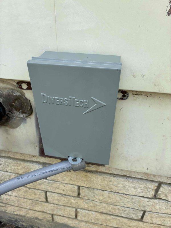 Completed installation of a new 80% efficiency furnace and air conditioning system with liner. System was thoroughly tested and commissioned, with refrigerant pressures verified at 149.2 psi low side and 356.0 psi high side, confirming proper charge and operation. Exterior disconnect box was professionally mounted and wired to code specifications.