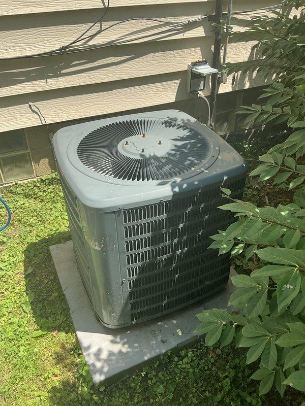 Completed routine HVAC cooling maintenance on residential air conditioning system. Performed comprehensive inspection of outdoor condenser unit, including electrical components, capacitor, contactor, and wiring connections. All components found to be in proper working condition with system operating within normal parameters.