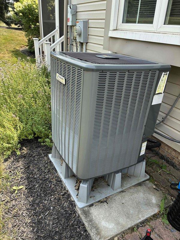 Completed routine cooling season maintenance on residential split-system air conditioning unit. Performed comprehensive inspection of outdoor condensing unit, verified proper operation of all components, and replaced indoor air filters with new 16x25x1 pleated media filters to ensure optimal airflow and system efficiency.