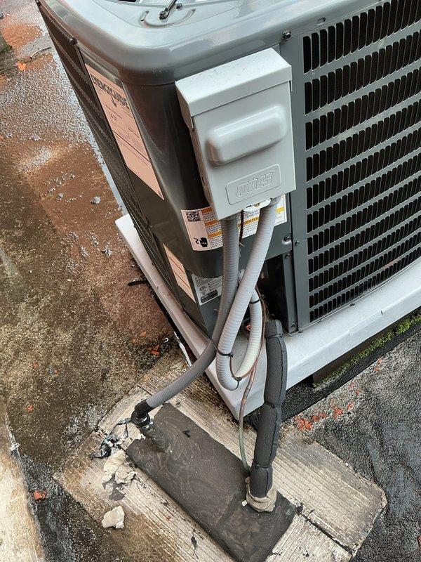 Responded to no cooling call on residential HVAC system. Arrived on-site and performed diagnostic evaluation of outdoor condensing unit and air handler assembly. System inspection completed with photographic documentation of equipment condition and installation setup.
