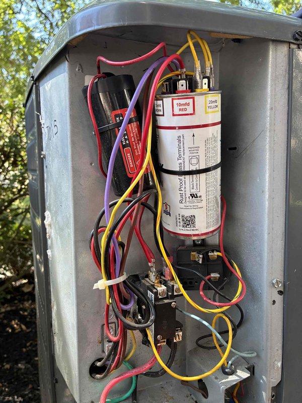 Responded to service call for reported evaporator coil leak on residential HVAC system. Upon arrival, performed diagnostic evaluation of the air conditioning and furnace unit. Conducted electrical testing of the outdoor condensing unit components using multimeter to verify proper system operation and rule out any electrical issues that could affect system performance. Inspected capacitors, contactor, and associated wiring connections within the outdoor unit's control panel. Proceeded to indoor unit to investigate reported leak condition at evaporator coil assembly. Examined evaporator coil, drain pan, and condensate drainage system for signs of water accumulation or leakage. Applied dye or leak detection methods to identify source of moisture issue. Documented equipment conditions through photographic evidence for service records and customer reference.