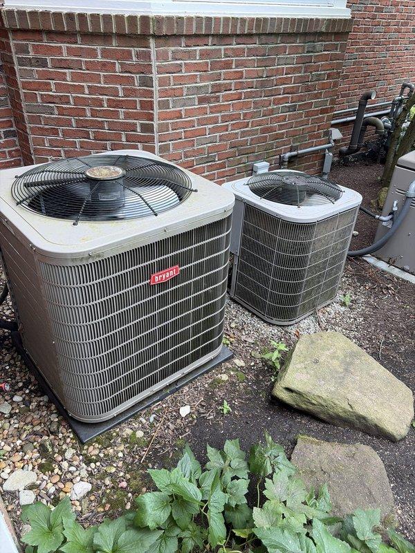 Completed scheduled preventive maintenance on multi-system cooling equipment including two outdoor Bryant condensing units and associated air handling components. Performed comprehensive system inspection, replaced multiple pleated air filters, verified proper airflow, and confirmed all equipment operating within manufacturer specifications.