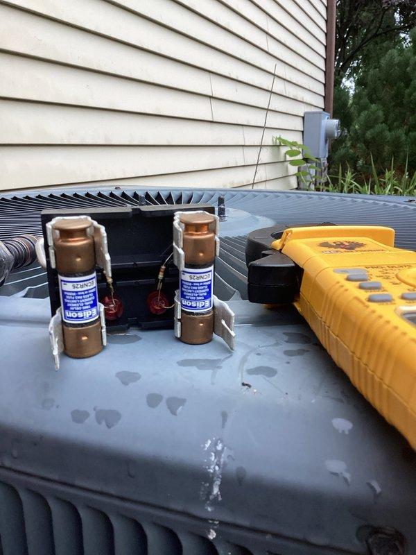 Completed routine cooling maintenance on residential air conditioning system as part of ongoing preventative maintenance program. Performed comprehensive inspection of outdoor condensing unit, tested electrical components including fuses and disconnect, verified proper system operation, and documented equipment condition with photos. Unit found in satisfactory working order with normal wear consistent with outdoor installation.