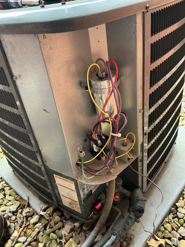Completed scheduled preventative maintenance on residential cooling system. Performed comprehensive inspection of outdoor condensing unit, including visual assessment of electrical components, capacitor connections, and condenser coil condition. All components found operating within normal parameters and unit returned to service.
