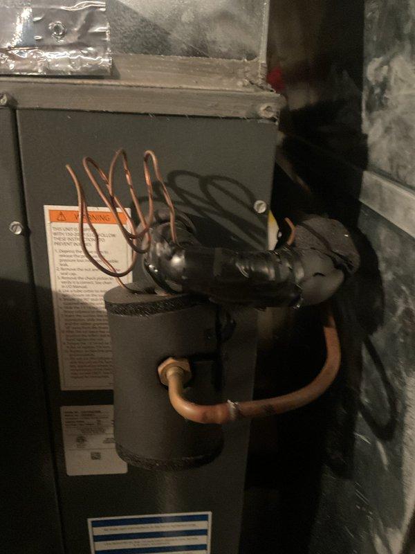 Completed routine HVAC cooling maintenance on residential system, performing comprehensive inspection of indoor and outdoor components. Conducted diagnostic testing of dual-run capacitor using CoreSense equipment to verify proper electrical performance, confirmed compressor operation, and inspected refrigerant line connections and system controls. All components found operating within normal parameters with no deficiencies noted.