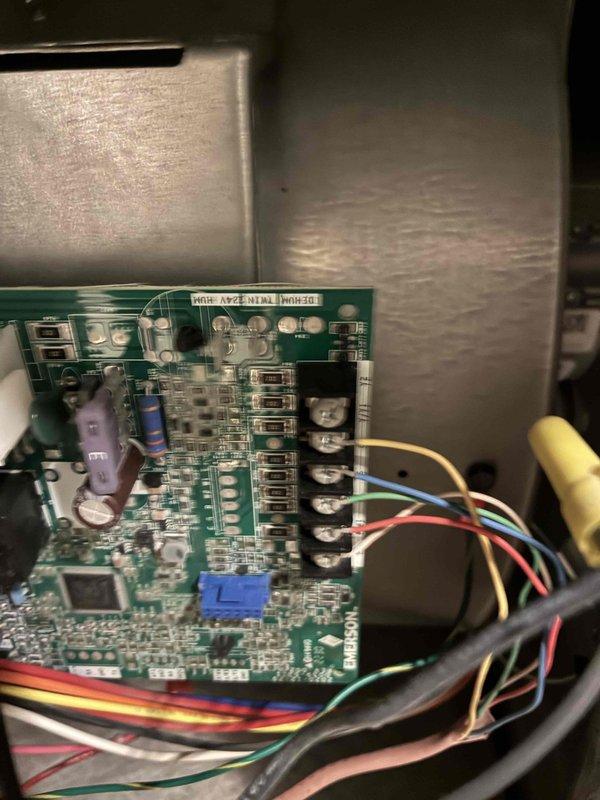 Completed comprehensive HVAC cooling system maintenance inspection. Performed thorough examination of control board components, capacitor connections, and electrical wiring integrity. All system components were found to be operational, with routine maintenance protocol successfully executed per manufacturer specifications.
