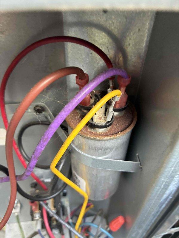 Completed comprehensive HVAC cooling system maintenance inspection. Performed thorough examination of control board components, capacitor connections, and electrical wiring integrity. All system components were found to be operational, with routine maintenance protocol successfully executed per manufacturer specifications.
