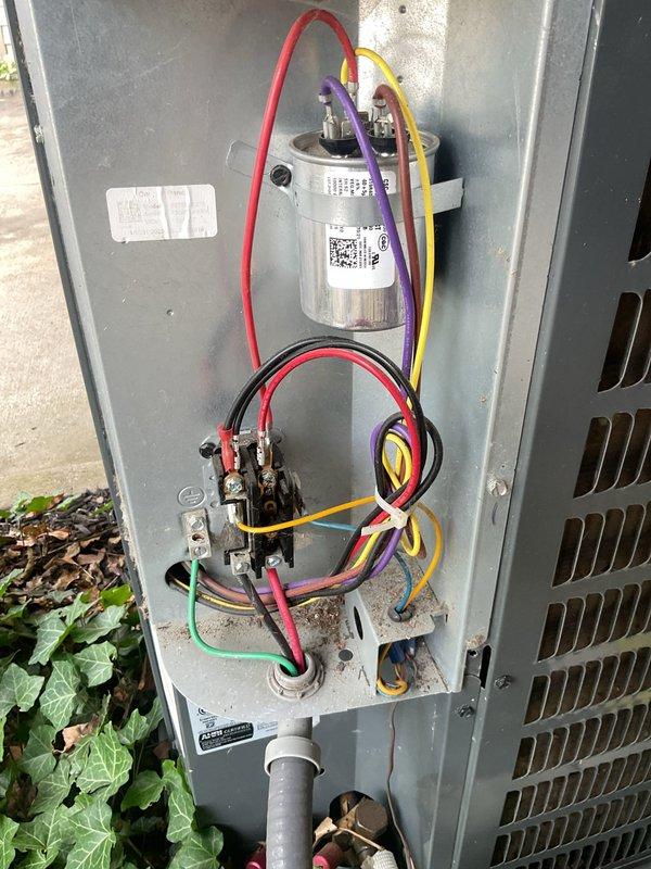 Completed scheduled preventative maintenance on residential cooling system. Performed comprehensive inspection of outdoor condensing unit, verifying proper operation of compressor, condenser fan motor, and electrical components including capacitor and contactor. Inspected indoor air handler unit and associated ductwork, confirmed all connections secure and system operating within manufacturer specifications.