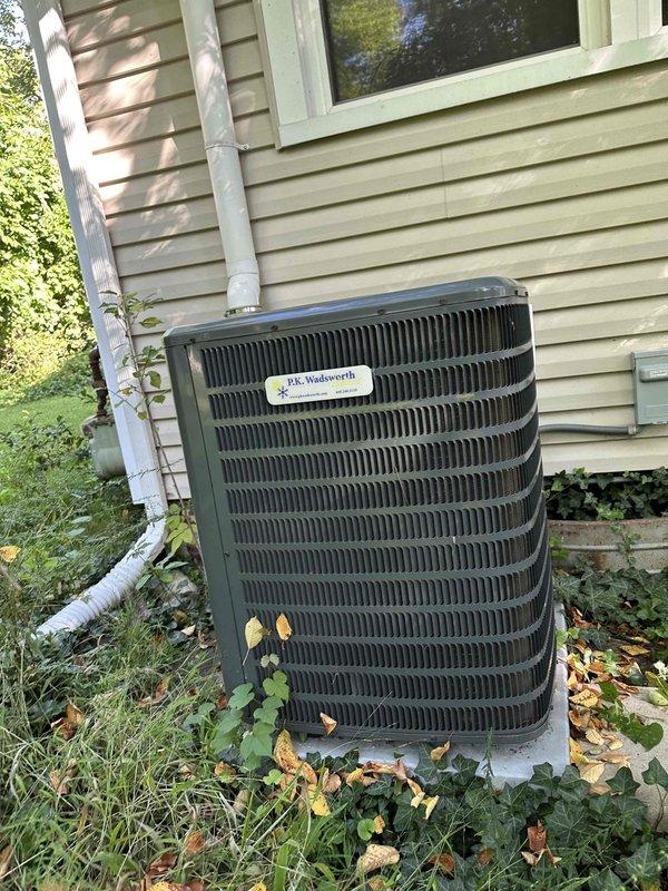 Completed scheduled preventive maintenance on residential split-system air conditioning unit. Performed comprehensive inspection of outdoor condenser unit, verifying proper operation of compressor and condenser fan motor. Cleaned condenser coil fins, checked refrigerant pressures, and confirmed electrical connections were secure. Unit operating within manufacturer specifications with no deficiencies noted.