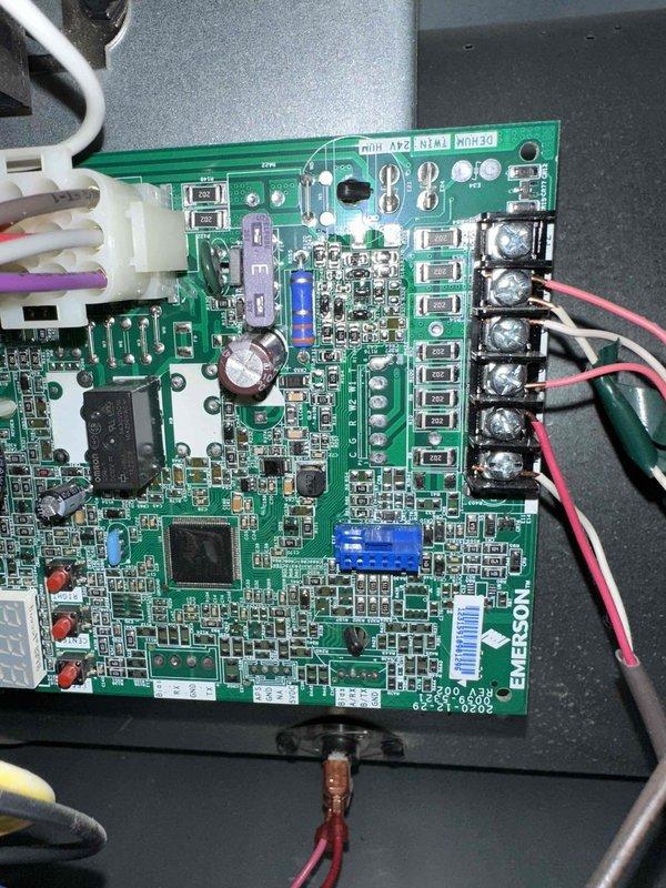 Completed scheduled preventive maintenance on air conditioning system. Performed comprehensive inspection of condenser unit including fan assembly and blower wheel, verifying proper operation and blade condition. Inspected and tested Emerson control board, checking all electrical connections, terminals, and wiring integrity to ensure system functionality and optimal cooling performance.