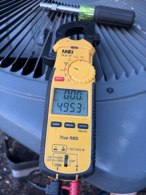 Performed comprehensive cooling system maintenance on a 9-year-old air conditioning unit. Conducted electrical diagnostics using digital clamp meter to verify proper amperage draw and system performance. Inspected condenser unit components, cleaned coils, and confirmed operational efficiency of outdoor unit and fan assembly.