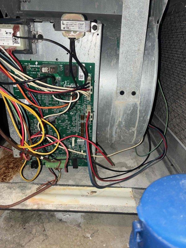 Completed comprehensive heating and cooling maintenance on dual HVAC systems. Performed thorough inspection of Generac control board and electrical connections, verifying all wire terminations and control module functionality. Conducted temperature diagnostics using precision probe on water flow control components and associated piping systems to ensure proper heat exchange operation.
