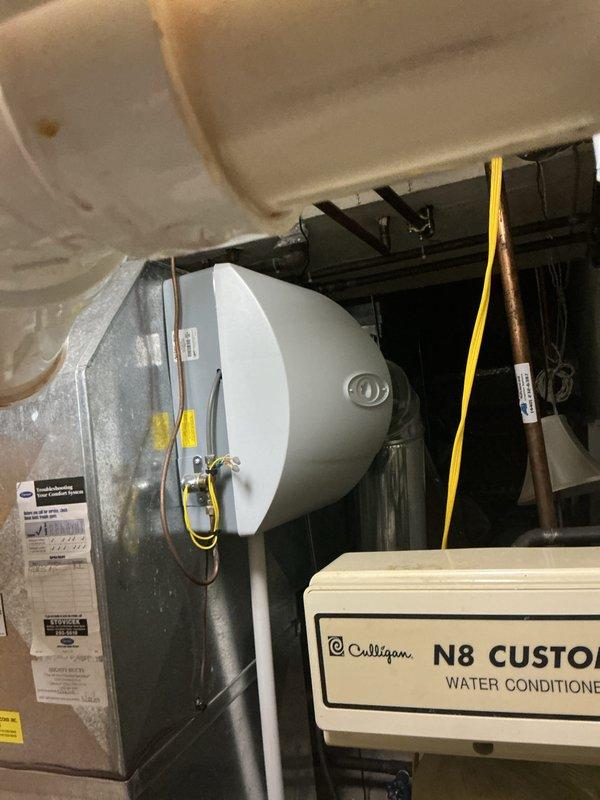 Completed comprehensive heating and cooling maintenance on two HVAC systems, including an indoor Carrier air handler unit and outdoor condenser unit. Performed routine inspections, system checks, and preventive maintenance procedures to ensure optimal performance and efficiency for both heating and cooling operations heading into the seasonal transition.