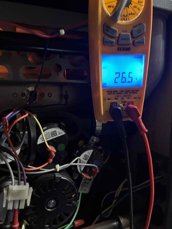 Aurora, OH - Responded to a no-heat call on the furnace and performed electrical diagnostics, using a true RMS clamp meter to verify low-voltage control circuit output (26.5 VAC at the transformer). Inspected the burner compartment, wiring harness connections, and pressure switches to evaluate the ignition and safety circuit sequence. Aurora, OH - Responded to a no-heat call on the furnace and performed electrical diagnostics, using a true RMS clamp meter to verify low-voltage control circuit output (26.5 VAC at the transformer). Inspected the burner compartment, wiring harness connections, and pressure switches to evaluate the ignition and safety circuit sequence.